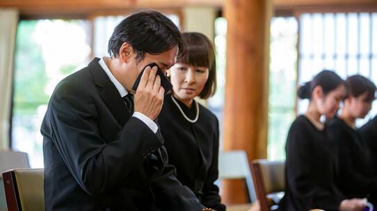 親が急に亡くなりました…相続発生後からできる相続税対策