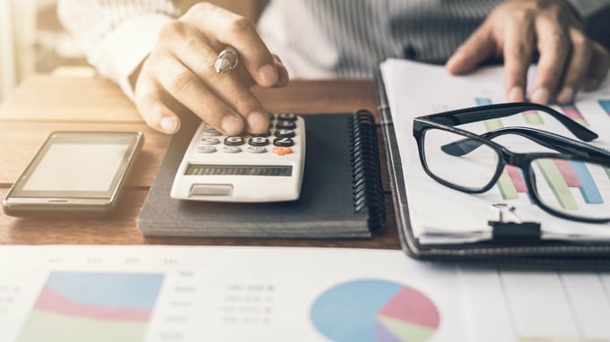 経理業務のスリム化に「営業事務との分化」が不可欠な理由