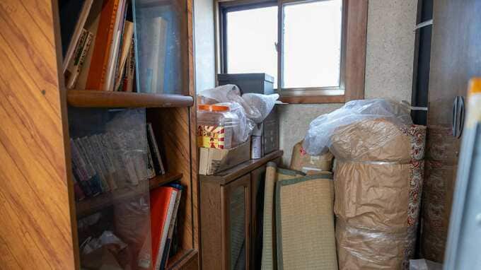 「これはおかしい…」85歳母の遺産は3人の子に“通帳1冊ずつ”。実家住まいの次女が止める中、長男が踏み込んだ〈禁断の場所〉