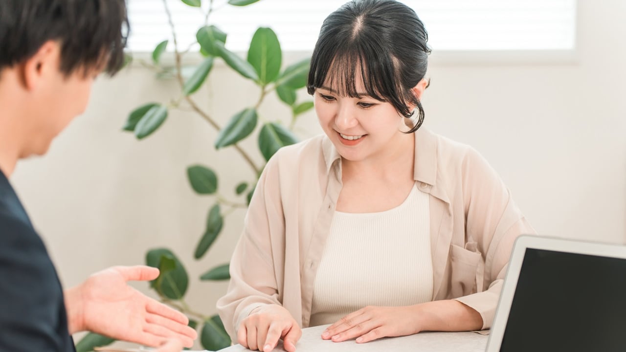 「推しのライブS席チケット」が買えたのに…年1万9,000円が“信託報酬”で消える!?投資初心者が知らないと引かれる〈まさかの手数料〉【FPが「投資信託の選ぶポイント」を解説】