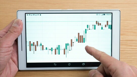 ダウ3日ぶり反発!NY株投資を「今すぐ始めたほうがいい」理由