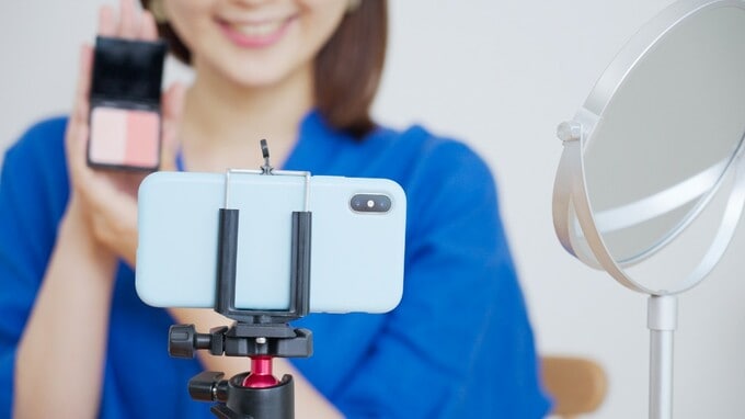 YouTube動画投稿、ちょっとした不注意が大問題に発展!?…「著作権違反」「ステマ」の指摘を回避する具体的な方法【弁護士が助言】