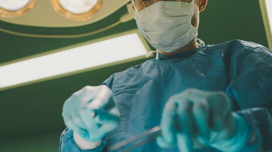 意外と知らない…白内障手術で「メガネいらずの目」になる方法