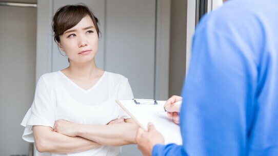 あれっ、天井から水…水漏れ原因となった借主、オーナーの「立ち入り調査」を拒否した結果【弁護士が解説】