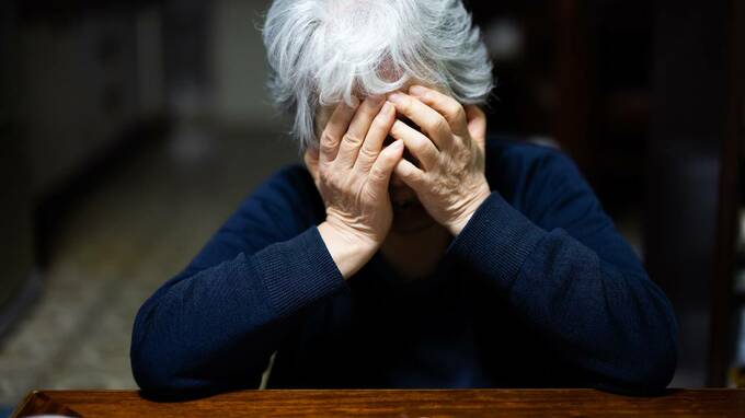 税理士の言うとおり契約書も作ったんですよ!?…45歳長男に5年間「年110万円」を贈与した82歳母〈贈与契約書〉を作成も、非課税が認められなかったワケ【税理士の助言】