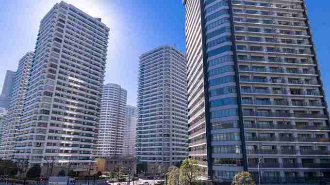 「家の手入れに追われなくなりました」〈年金月33万円・貯蓄5,500万円〉73歳夫婦、タワマンへ住み替えて実感した安心
