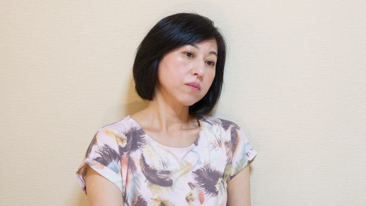 悔しい…年金月17万円〈68歳・夫〉を亡くした〈66歳・元共働き妻〉、キラキラした毎日を送る友人に恨み節。驚愕の遺族年金額に「真面目に働いてきたのにバカみたい」