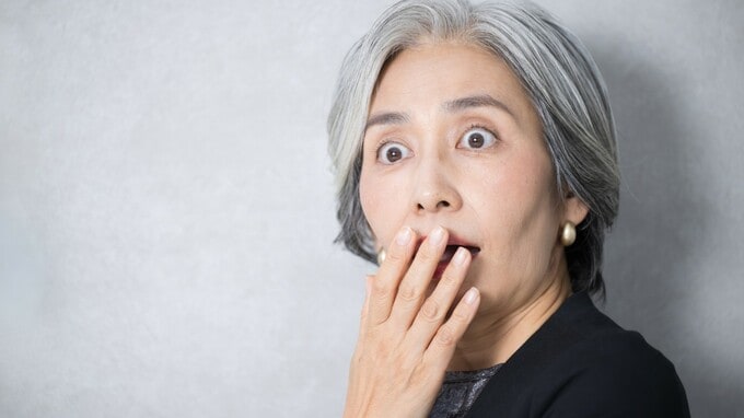 「年金27万円もらえるはずだったのに…」元公務員の亡き夫が遺した年金手続きで、71歳の妻が絶句した「少なすぎる年金額」