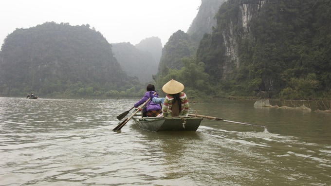 人民元の河を渡る
