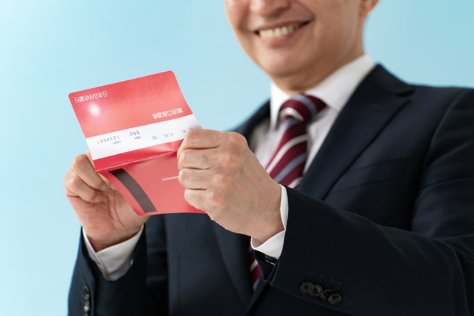 【やーまん様】現役プライベート・バンカーの5年後にお金持ちになる海外投資 現役プライベート・バンカーの5年後にお金持ちになる資産運用