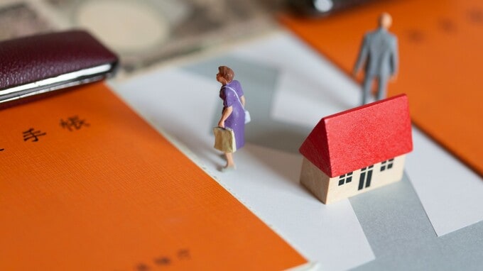 熟年世代資産家、円満離婚したはずが…ボディブローのように効いてくる、想定外の出費「年金＆税金」の大問題