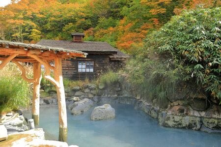 （乳頭温泉（秋田県）／PIXTA）