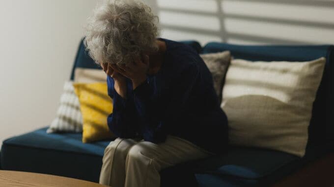 開業医の夫を亡くした77歳女性…素敵な「高級老人ホーム」での暮らしが一転、義娘の前で号泣したワケ