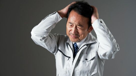 やっぱり年金繰下げ受給はやめます！70歳になったら夫婦で「月27万円」を受け取れても…69歳・嘱託職員が大後悔したワケ【FPの助言】