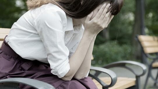 「自分はダメな人間だ」…急増する「自己否定という“自傷行為”をやめられない人々」の深層心理