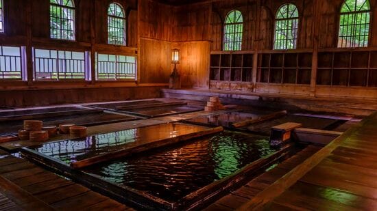 法師温泉 長寿館／PIXTA