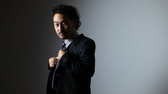 手取り52万円、肩で風切る〈50代・エリート部長〉だったが…役職定年後の給与額に思わず「まるで半ライスではないか」