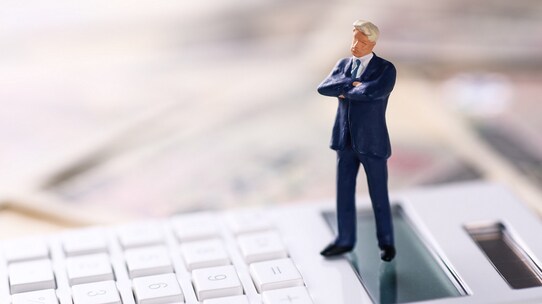 「税金対策」以外にもメリットあり…〈年収800万円超〉なら“ひとり社長”がおすすめなワケ【税理士・公認会計士の助言】