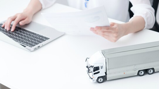 燃料管理表、タイヤ点検管理表･･･運送会社の承継に必要な書類