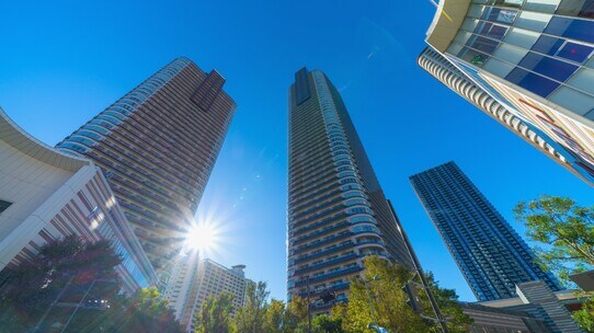 コロナで状況が一変…夫婦共働き7000万円タワマン購入の無残