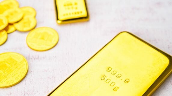 金（ゴールド）価格が過去最高水準に。世界情勢と円安で注目される理由とは【経済アナリスト・森永康平氏が解説】