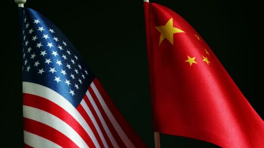 香港崩壊の足音…ナゼ?米中緊迫化も「株式相場は続伸」の含意