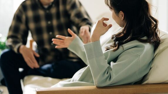 一生、賃貸で暮らすしか…〈世帯年収550万円〉30代夫婦、3年前の「購入見送り」に後悔。マイホームの夢が散った「まさかのワケ」