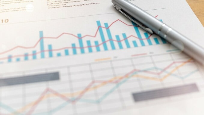 ビジネスデータ「前年比」だけではわからない!?…プロも注目の「季節調整値」の重要性【経済評論家が解説】