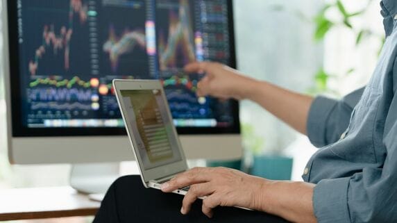 「おもしろいようにお金が増えた」…資産4億円でFIREした投資家が教える、株価下落時の“たった1つのルール”