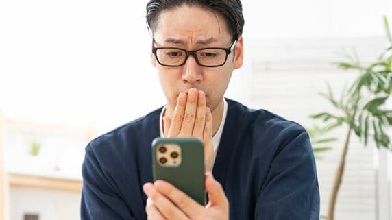 「優待目的で買ったのに…」投資家を震わせる“突然の廃止発表”。株主優待投資に潜む落とし穴【経済評論家が解説】