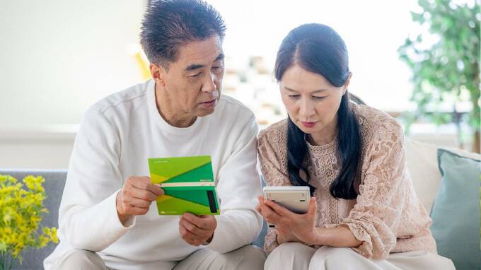 「定年後」の住宅ローン返済がきつくなったら…2つの定番「親子リレー返済」「リバースモーゲージ」の落とし穴【CFPの警告】