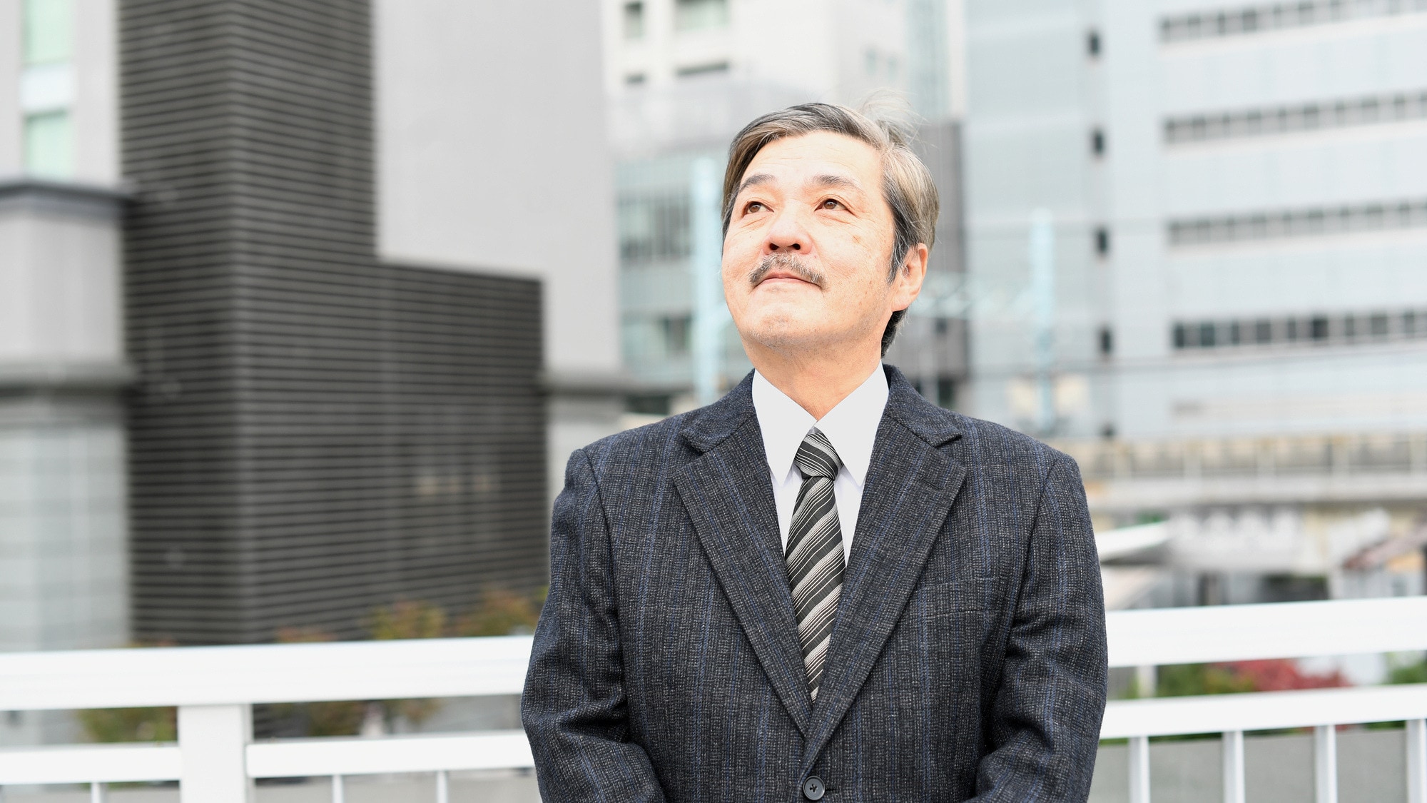 「あの人が親父だったら辛すぎて泣く」リストラされた54歳男性、20代の若手社員に同情されても〈人生逆転で晴れやか〉