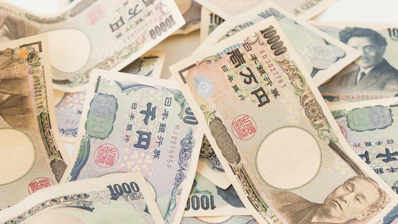 「人生100年時代」眼鏡とコンタクトが貯金を食いつぶす!