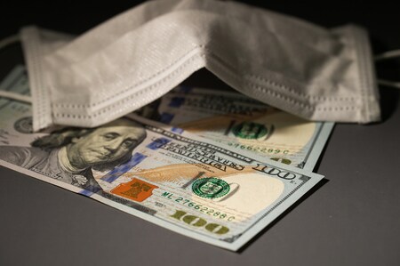 104.3円と108.6円のどちらかをブレークするのか… （画像はイメージです／PIXTA）