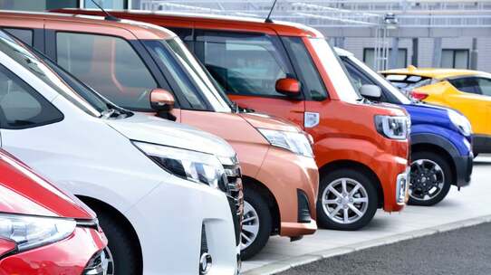 【自動車業界の2022年度上期決算】円安が追い風も、原材料高や部品不足で冴えない決算