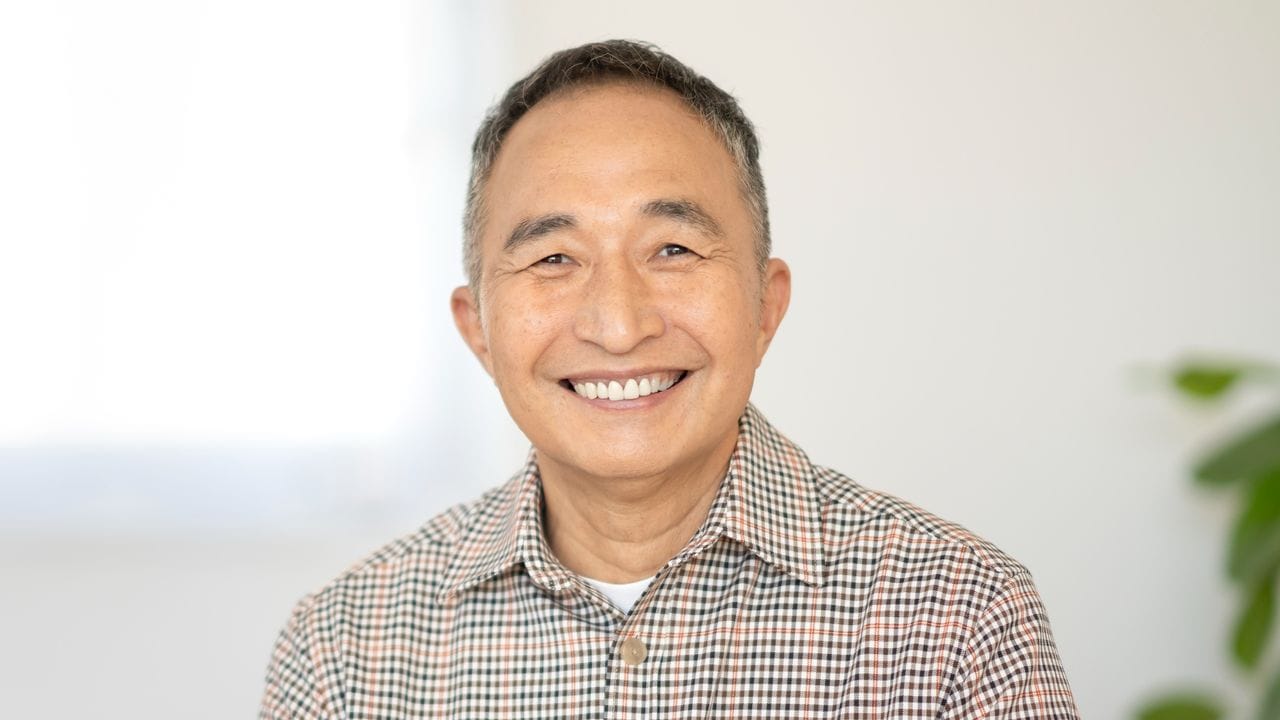 奇跡のような日々でした⋯〈年金月17万円・70歳男性〉が再就職。若者だらけの職場でも、笑顔で働き続けられたワケ