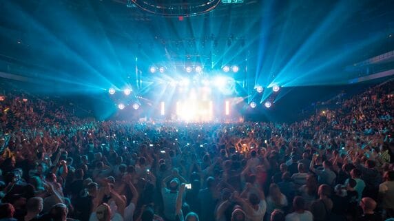 デビュー時は鳴かず飛ばずだったが…日本で150億円稼いだ『平成21年のK-POPグループ』人気メンバーの「遺産15億円」の行方【国際司法書士が解説】