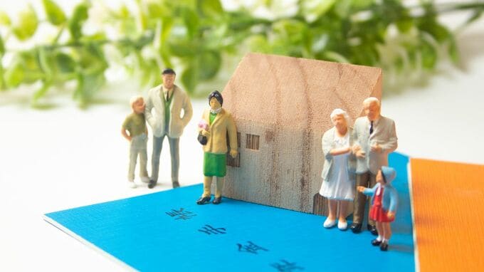 いちばん「得」したのは誰か？後期高齢者医療制度導入の真実。加速する現役世代との分断【専門医の見解】