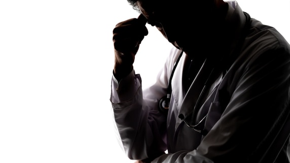 名医、必ずしも優れた経営者にあらず…「医師が理事長」の病院が〈経営破綻〉しやすいワケ【医療経営コンサルタント・病院経営者が解説】