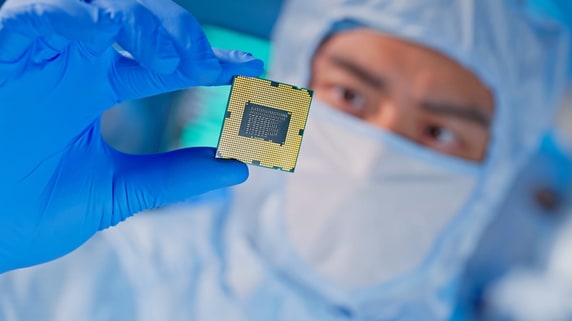 「禁輸140社」米国の規制強化で“覚醒”した中国半導体…官民総出で挑む、自動車産業〈脱・海外依存〉