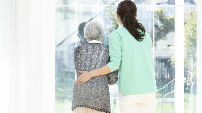 親の葬儀に300万円は「見栄」か？死後事務の家族トラブル