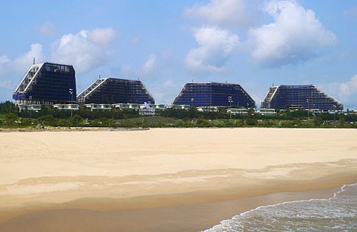 ［写真2］ザ・コースタルヒルの建設状況