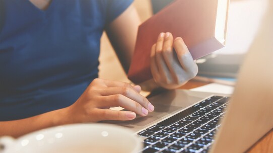 多くの人に情報を届ける、Facebook広告の使い方