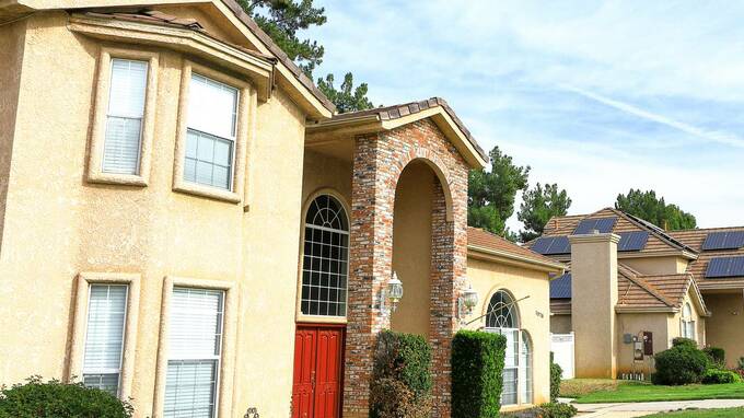 日本と米国を行き来する富裕層が直面する「二重課税リスク」…回避の鍵は〈租税条約〉の理解にあり【国際税務のプロが解説】 