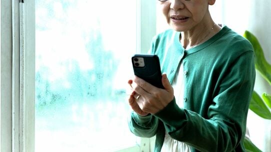 「絶対に来ないで」年金20万円、都内高級タワマンに1人で住む85歳母が、55歳娘を頑なに家へ入れない衝撃理由…強行突破の先の〈目を疑う光景〉【CFPが解説】