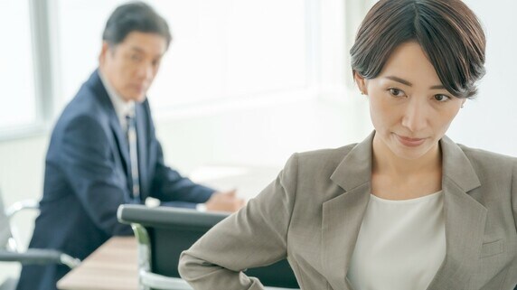 うつ病になることも…「相性最悪の上司」にどう対処すべきか？
