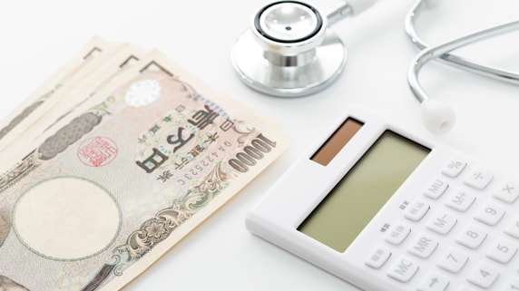 高収入でも増えない手取り…医師こそ税金対策が必要な理由