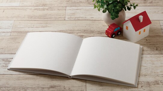 若い夫婦が「貯蓄型保険」に加入するメリットとは?