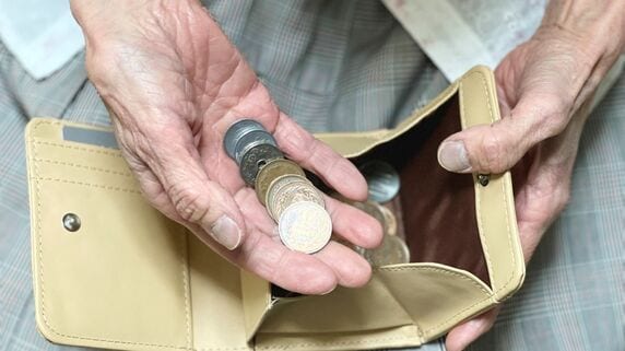 「金がなくて生きた心地がしない」「早く死にたい」　年金・孤立・認知症…不安だらけの75歳以上高齢者が起こす《日本の老後革命》