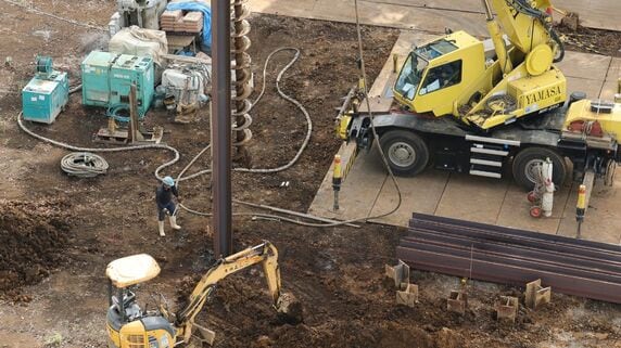 「工事現場から騒音を消す」大手メーカー20社が挑み、敗れ去った難攻不落の市場…「日本の地方企業」だけが生き残り、世界シェア9割を独占できたワケ